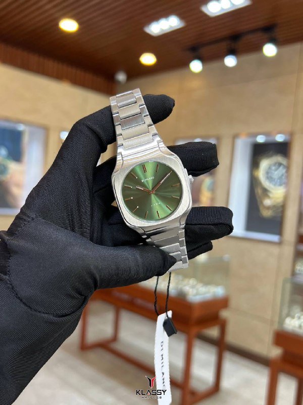 Opulent Monarchy Chronograph